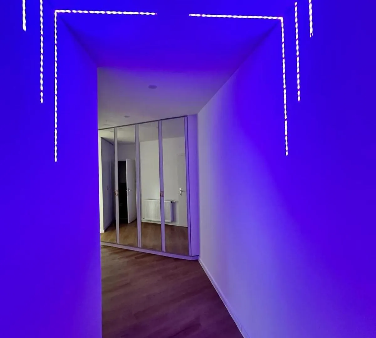 Rooftop Apartment, 10Min To City Center, Direct At Metro, Skyview Big Terrace! Vienna Austria