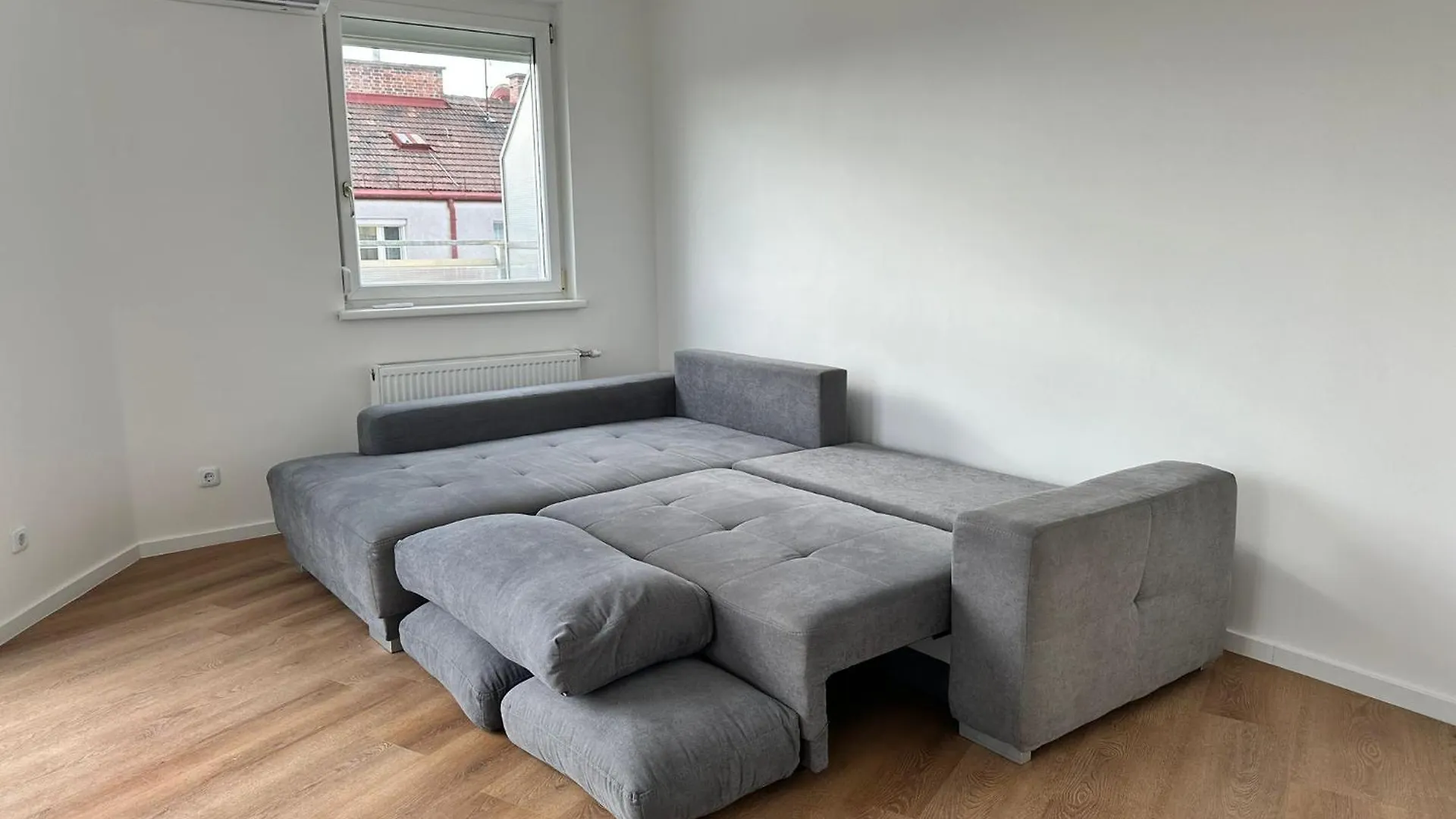 Apartment Rooftop Apartment, 10Min To City Center, Direct At Metro, Skyview Big Terrace! Vienna