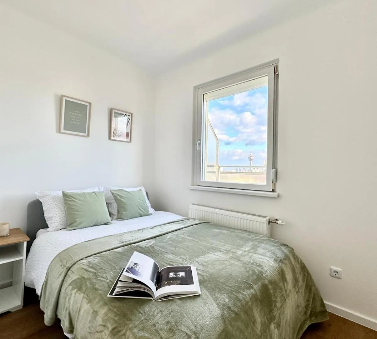 Apartment Rooftop Apartment, 10Min To City Center, Direct At Metro, Skyview Big Terrace! Vienna Austria